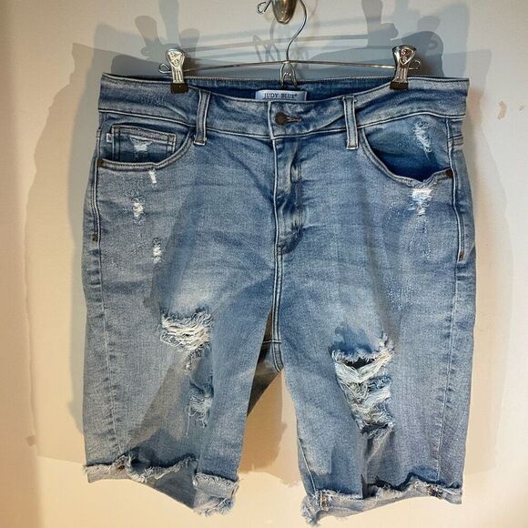Judy Blue Distressed Cut Off Jean Shorts, 2XL - Picture 9 of 13